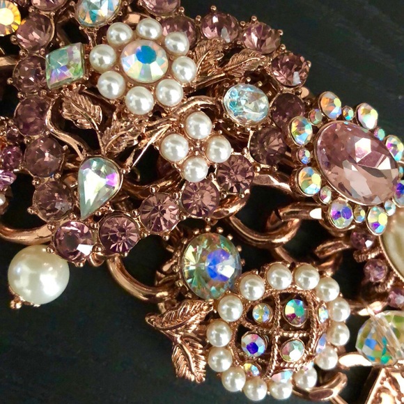 Betsey Johnson Jewelry - NEW | BETSEY🎀JOHNSON Rose Gold Jeweled Bracelet